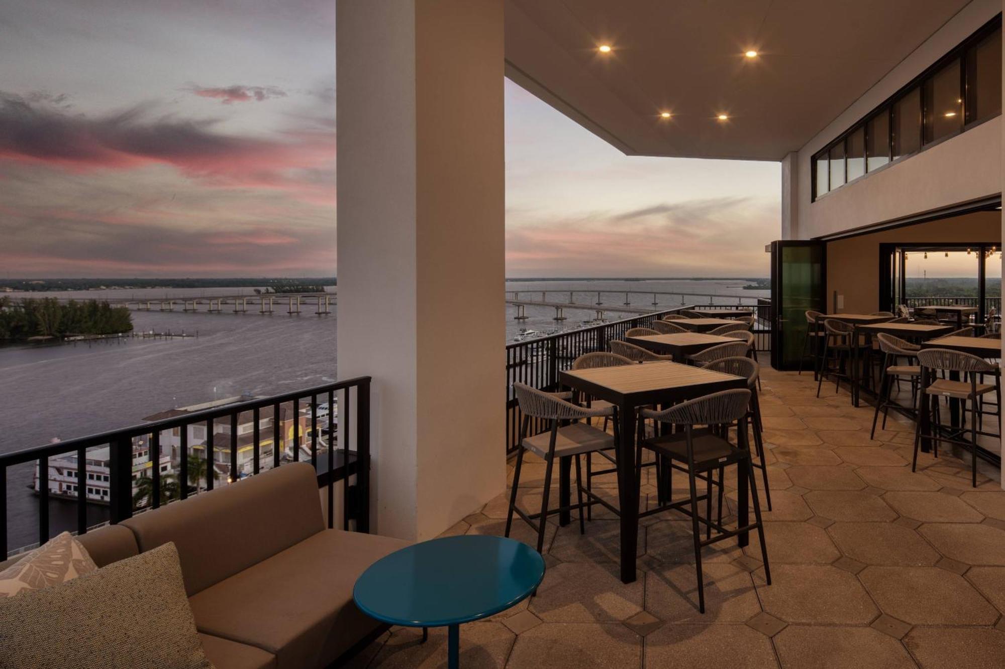 Luminary Hotel & Co., Autograph Collection Fort Myers Ngoại thất bức ảnh