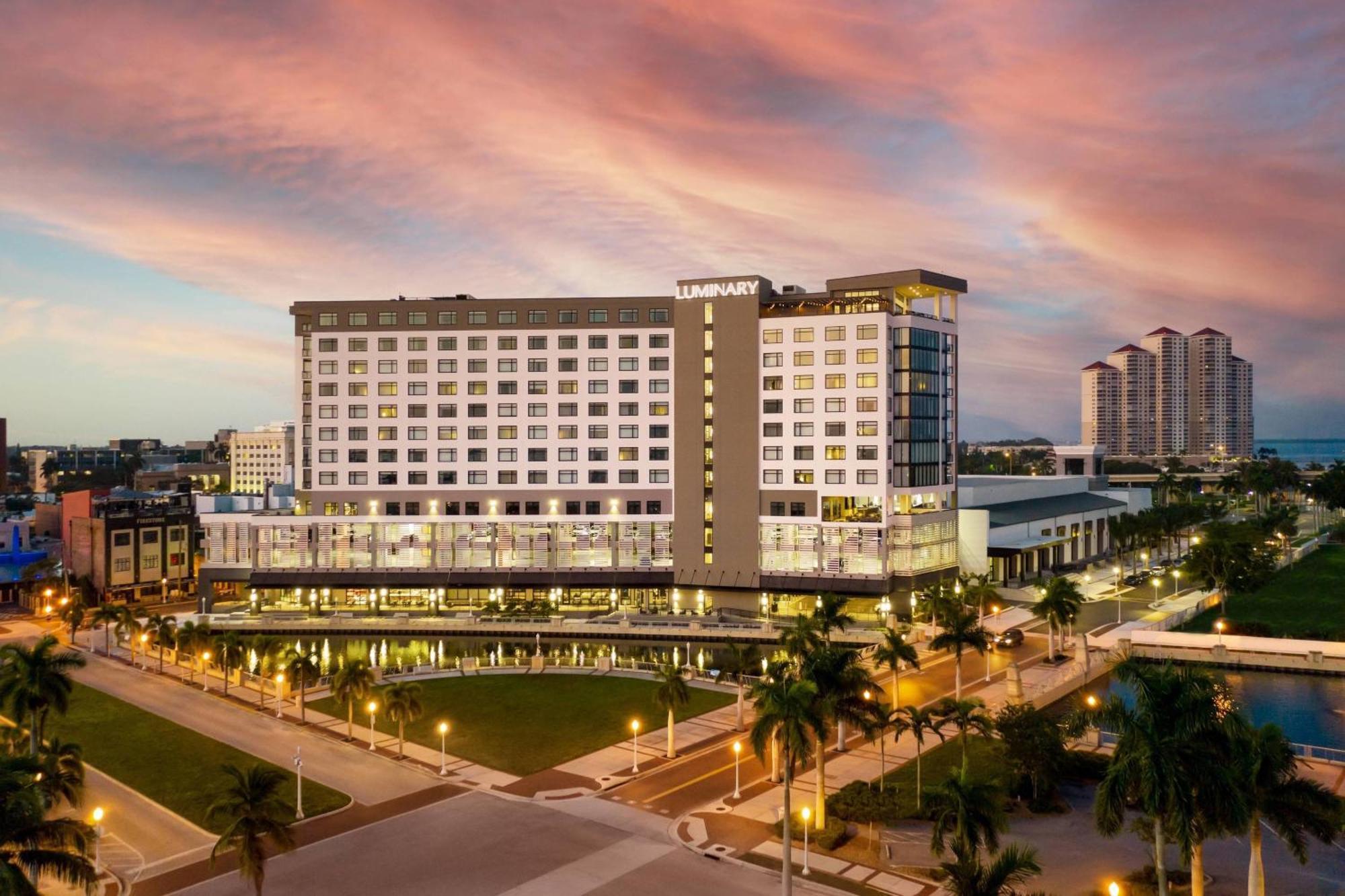 Luminary Hotel & Co., Autograph Collection Fort Myers Ngoại thất bức ảnh